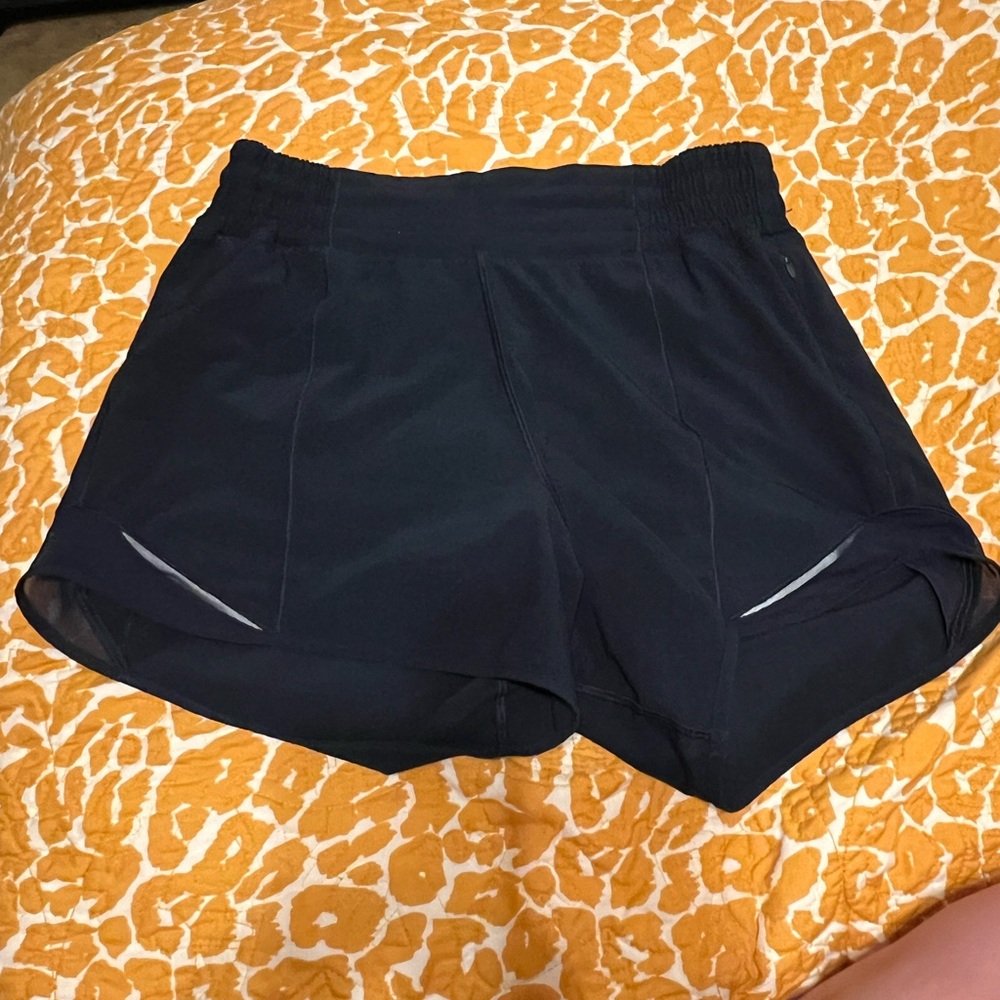Lululemon Hotty hot high rise shorts